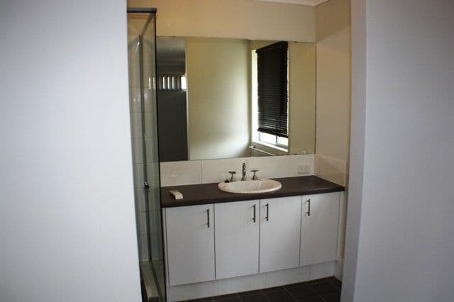 2 Shaftesbury Way, WELLARD WA 6170, Wellard - Thumbnail 6