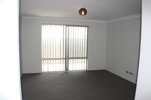 2 Shaftesbury Way, WELLARD WA 6170, Wellard - Thumbnail 7