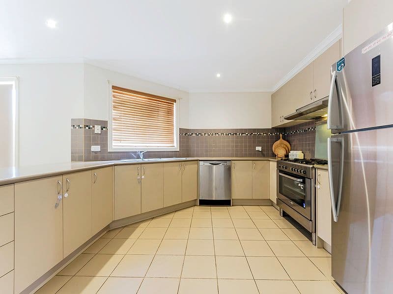 18 Tahlee Road, Tarneit VIC 3029, Tarneit - Thumbnail 8