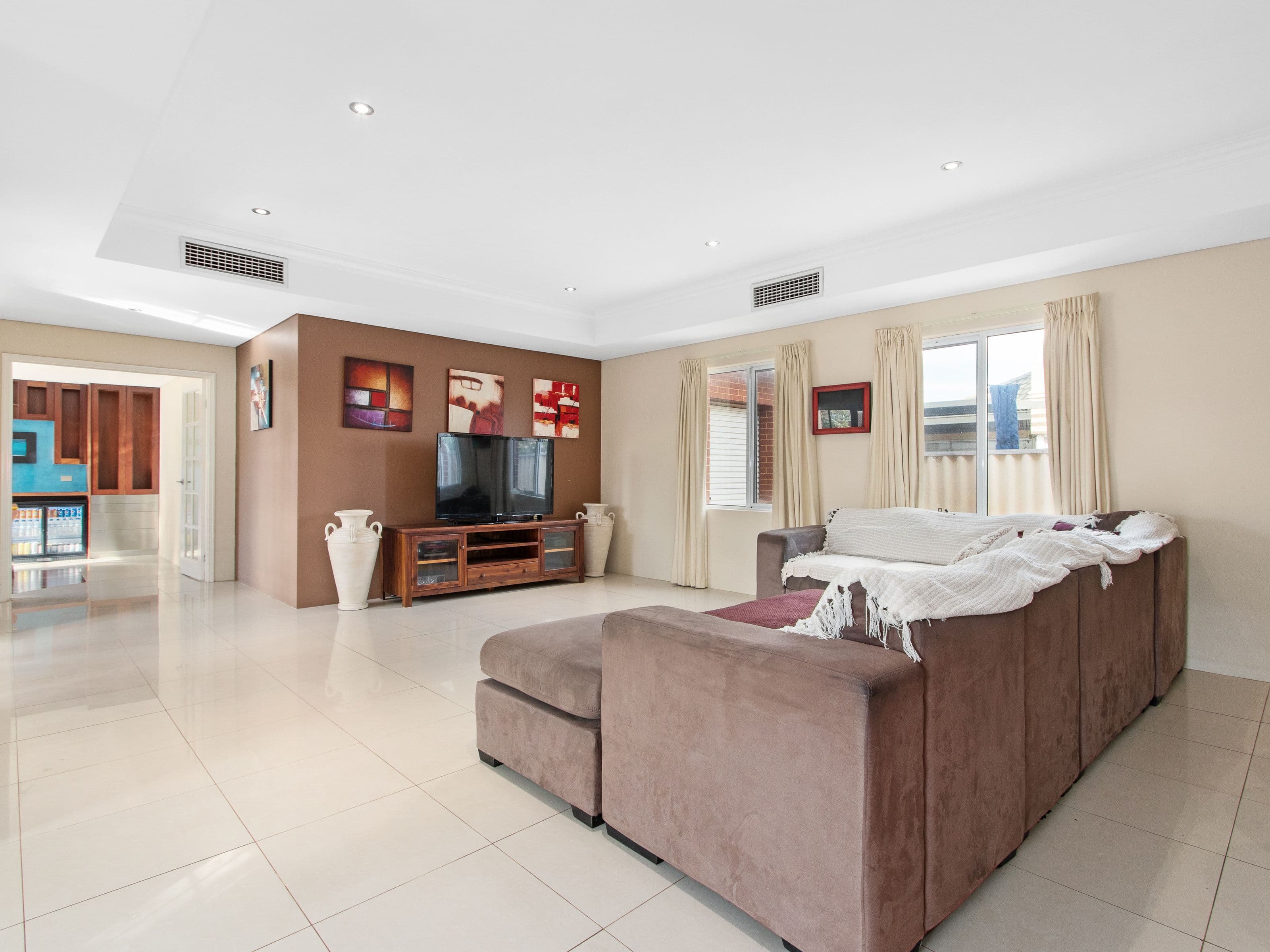1 Dennis Way, Canning Vale WA 6155, Canning Vale - Thumbnail 8