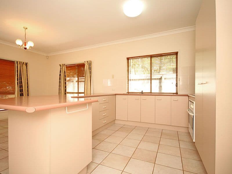 12 Weyba Close, FOREST LAKE QLD 4078, Forest Lake - Thumbnail 5