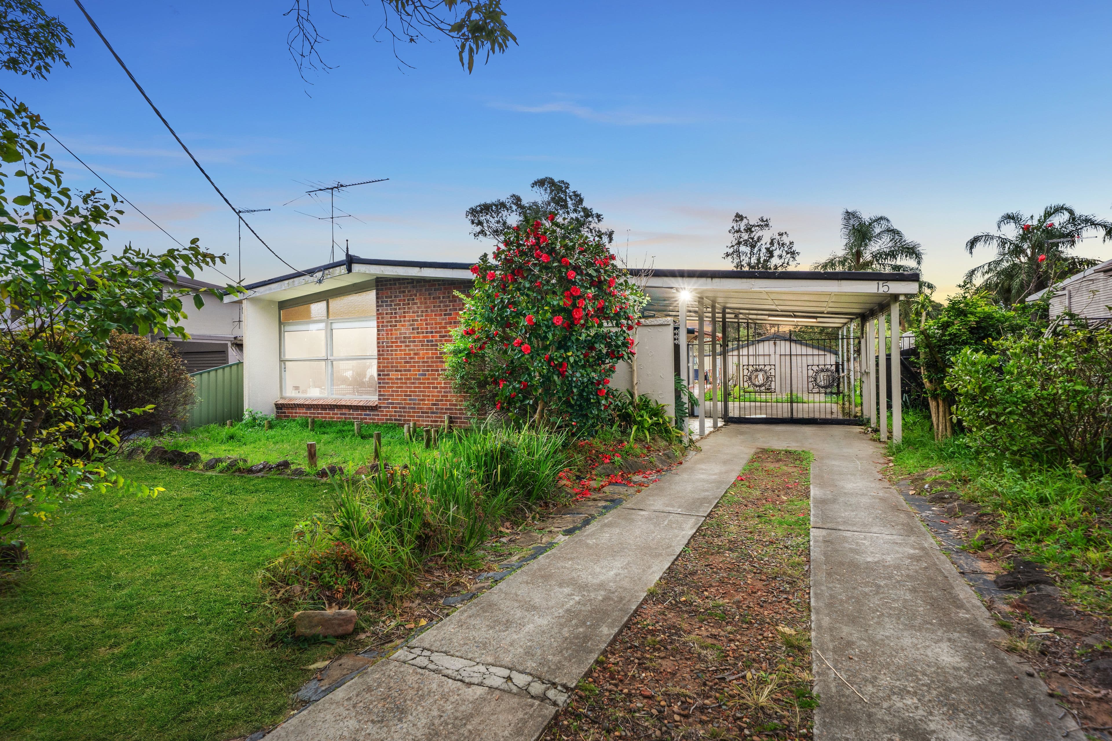 15 Elizabeth Crescent, Kingswood NSW 2747, Kingswood - Image 1