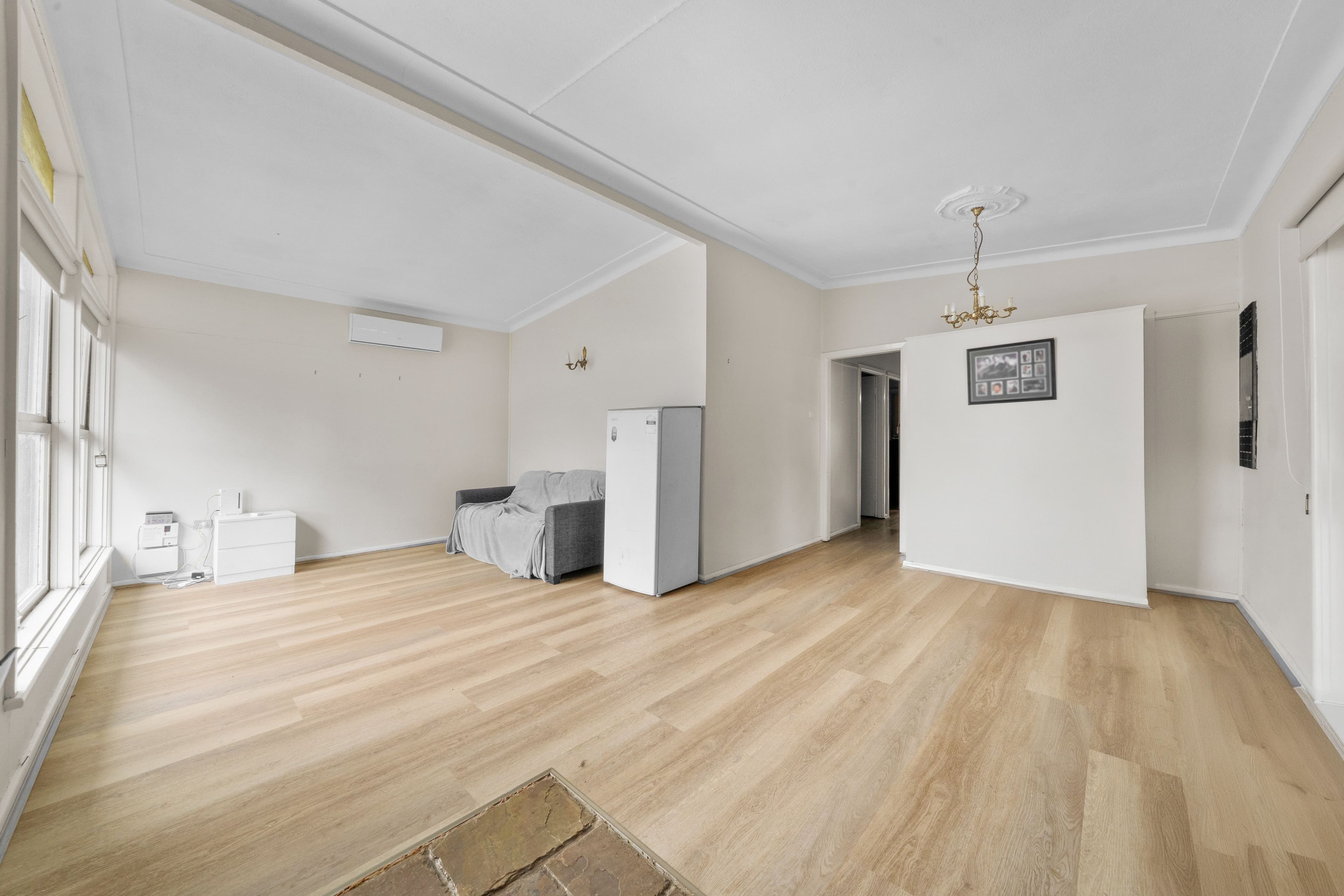 15 Elizabeth Crescent, Kingswood NSW 2747, Kingswood - Thumbnail 2