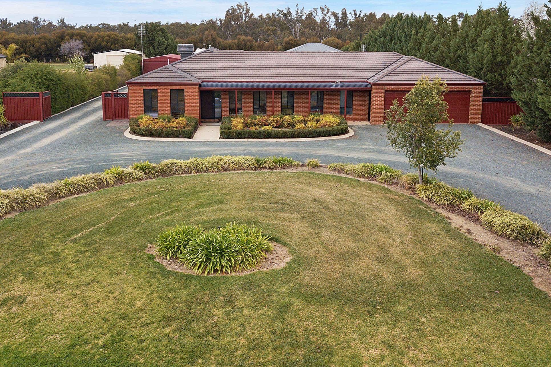 35 Chelsworth Drive, Echuca VIC 3564, Echuca - Thumbnail 2