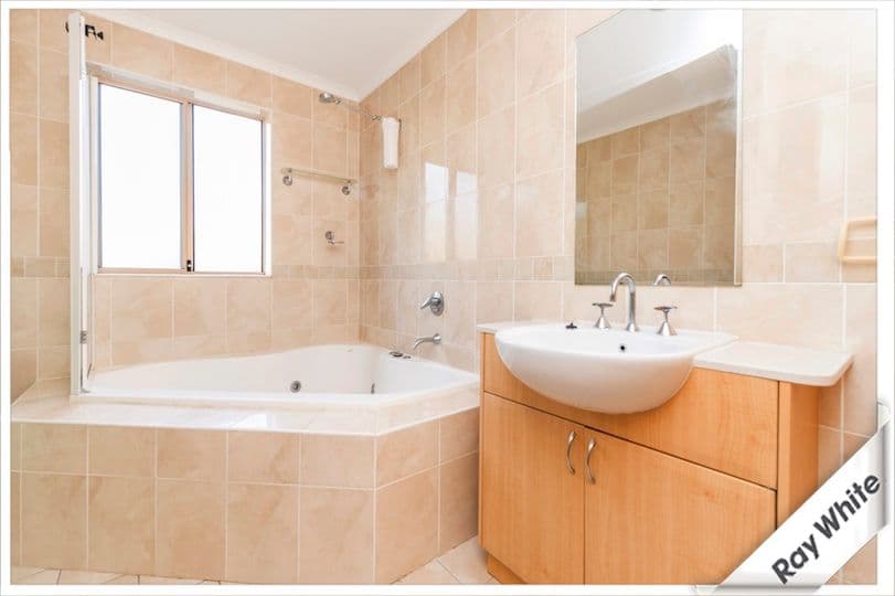12 Waniassa Street, Queanbeyan East - Thumbnail 8