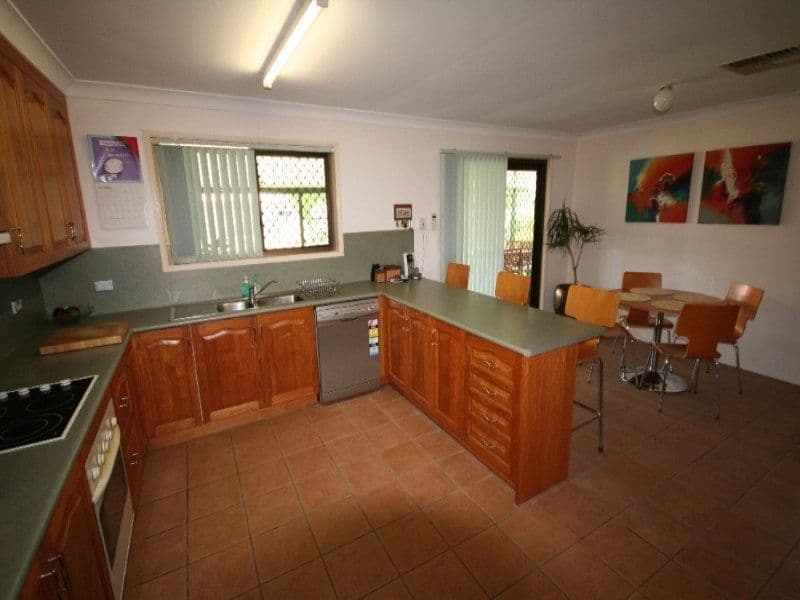 17 Hills Avenue, BILOELA QLD 4715, Biloela - Thumbnail 6