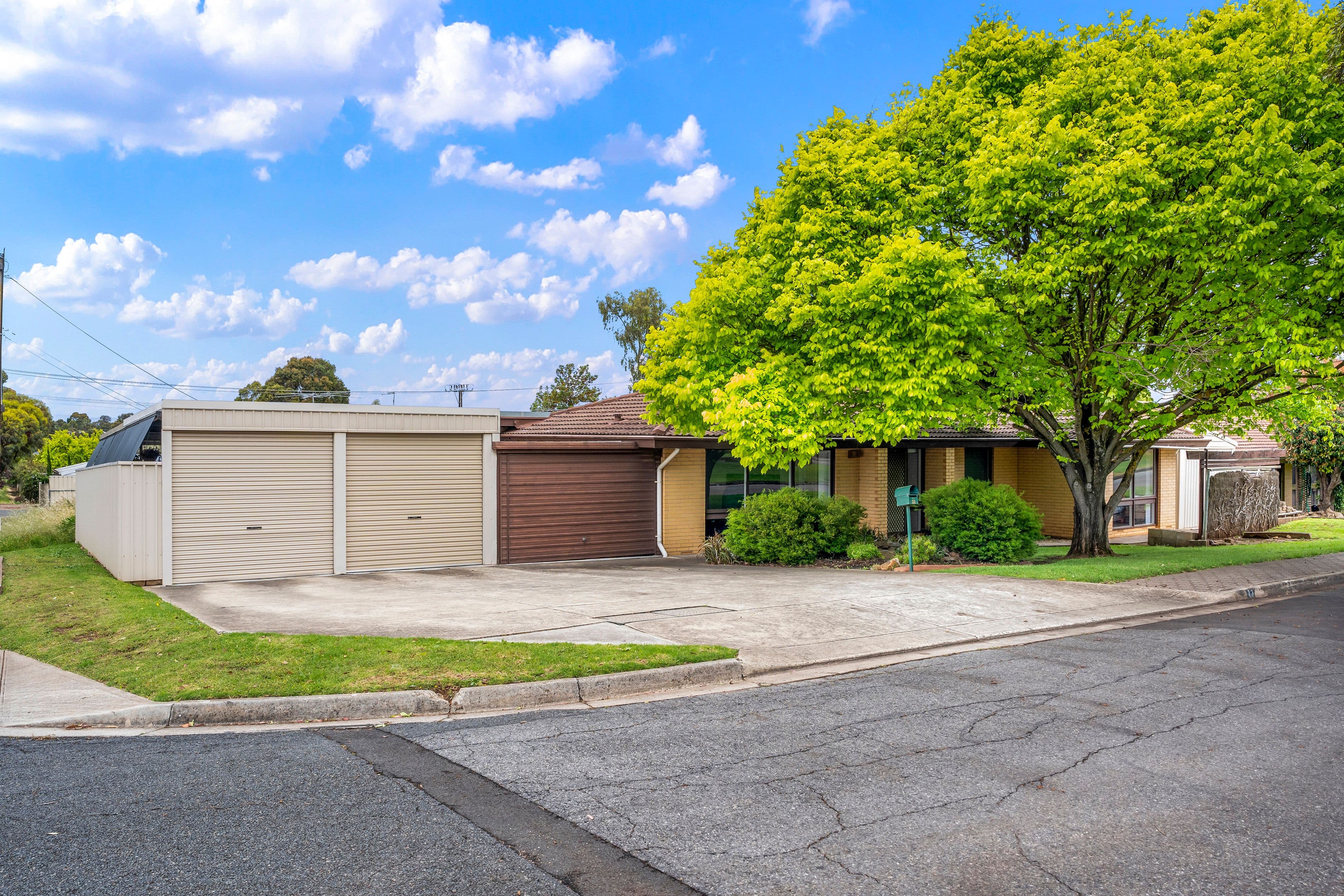21 Ellwood Avenue, Para Vista SA 5093, Para Vista - Image 1