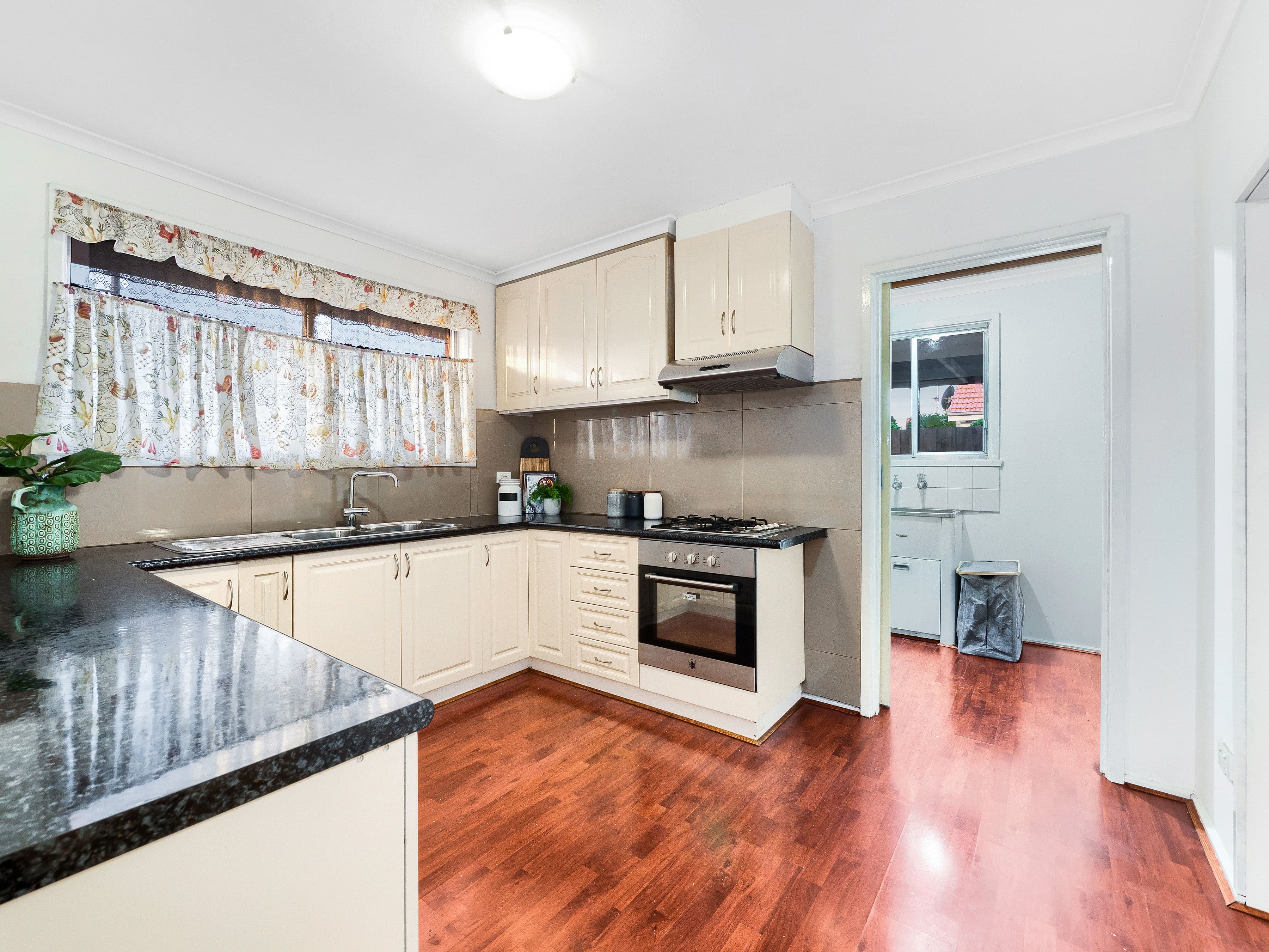 76 Somerville Road, Hampton Park VIC 3976, Hampton Park - Thumbnail 2