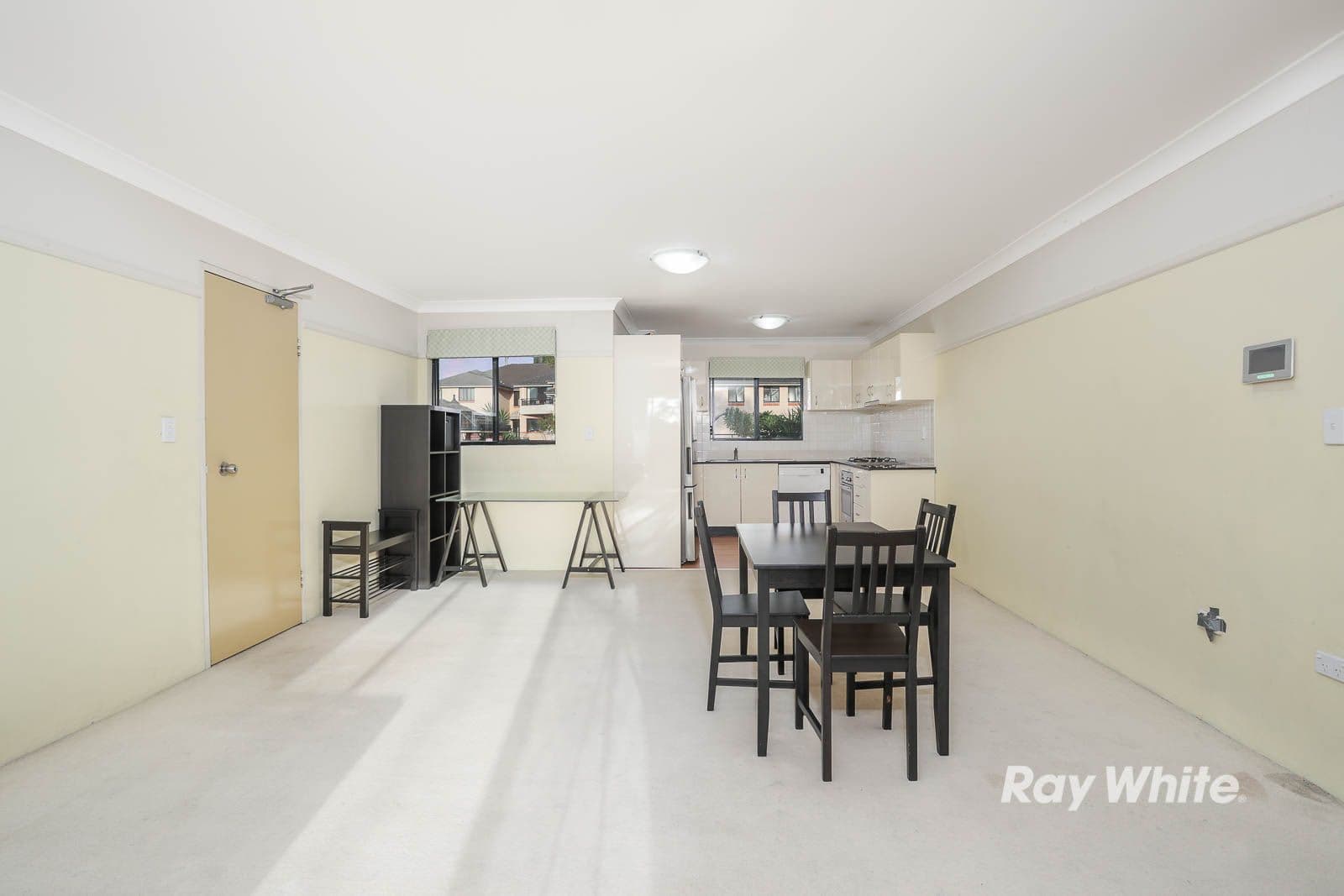 12-13 Shire Court, Highton, Highton - Thumbnail 5
