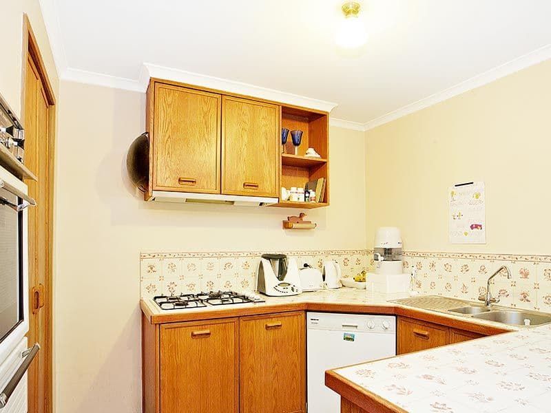 100 Barmah Drive West, WANTIRNA VIC 3152, Wantirna - Thumbnail 3