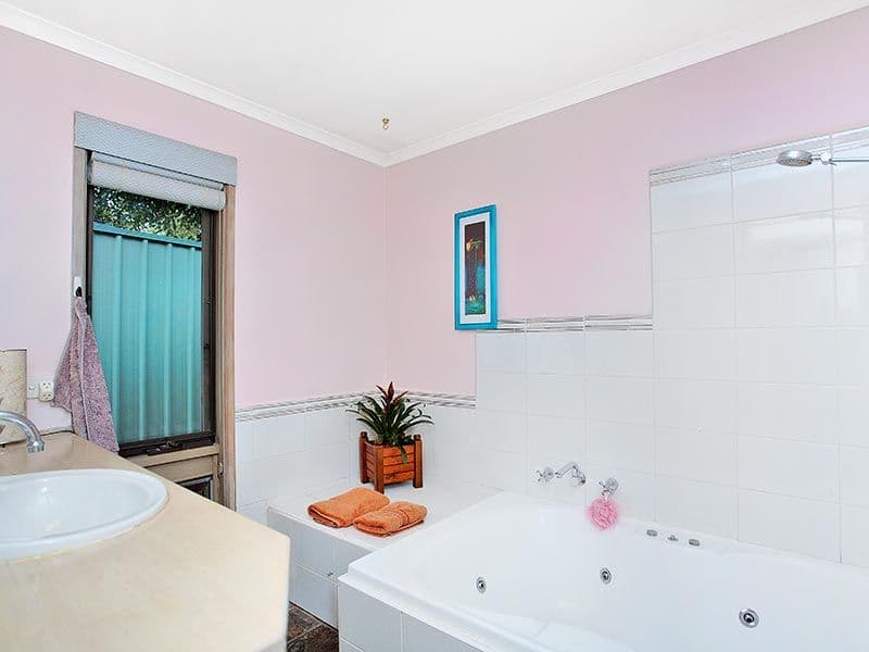100 Barmah Drive West, WANTIRNA VIC 3152, Wantirna - Thumbnail 5