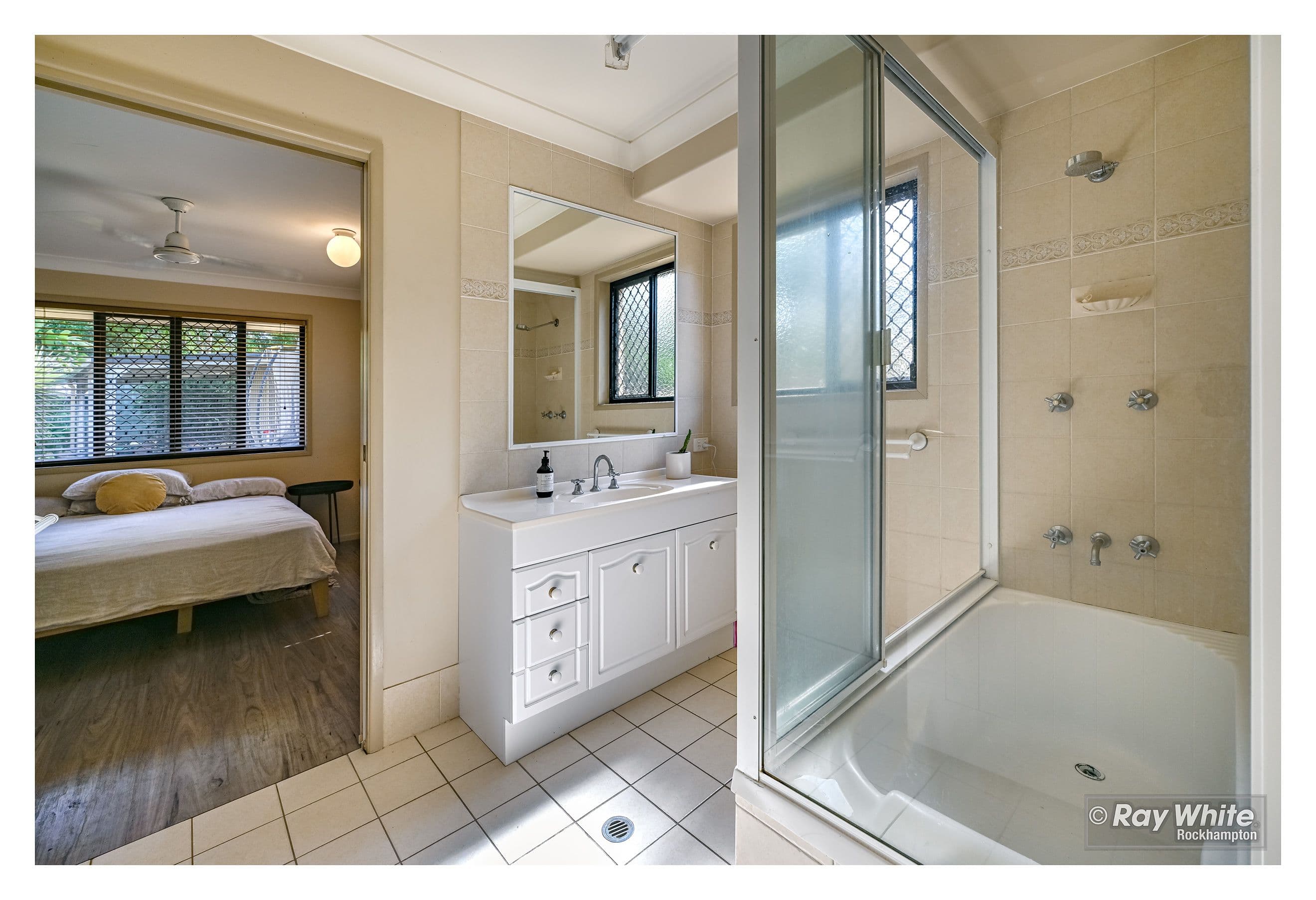 18 Lamb Avenue, Gracemere QLD 4702, Gracemere - Thumbnail 3