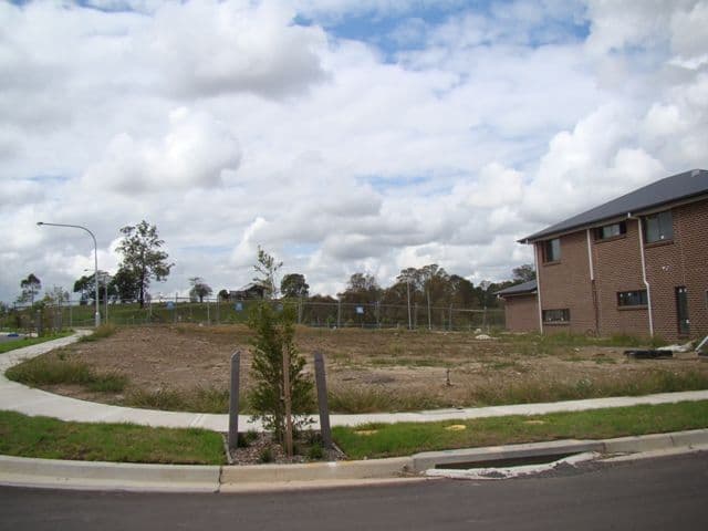 31 Cooee Avenue, GLENMORE PARK NSW 2745, Glenmore Park - Thumbnail 3