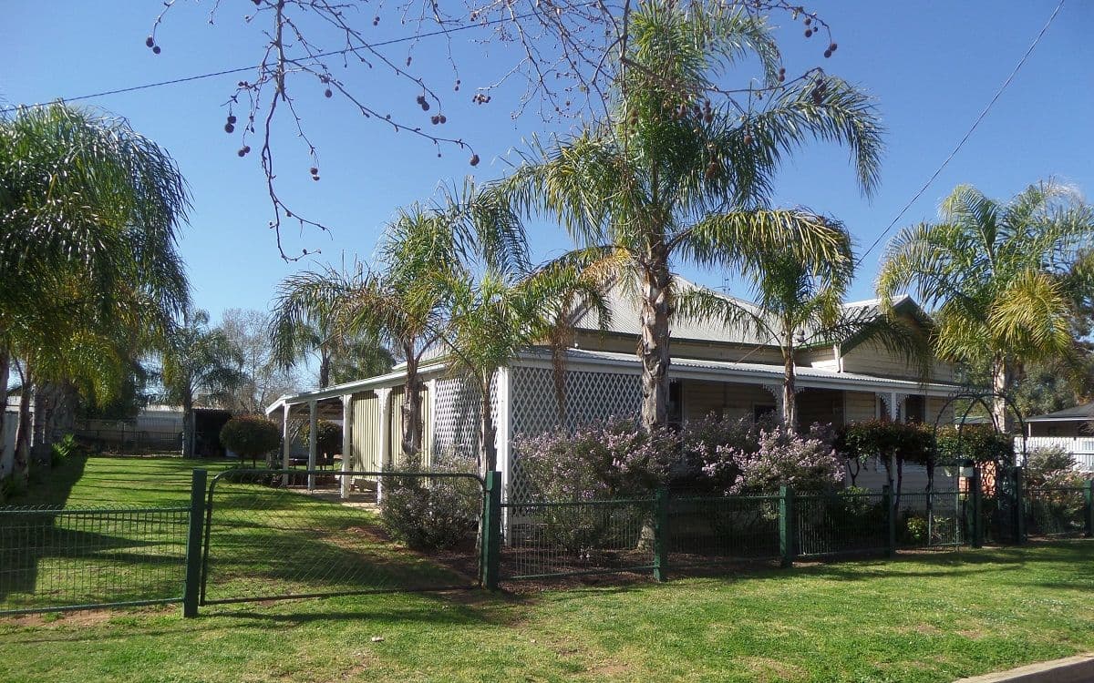 17 Dundas Street, NARRANDERA NSW 2700, Narrandera - Image 1