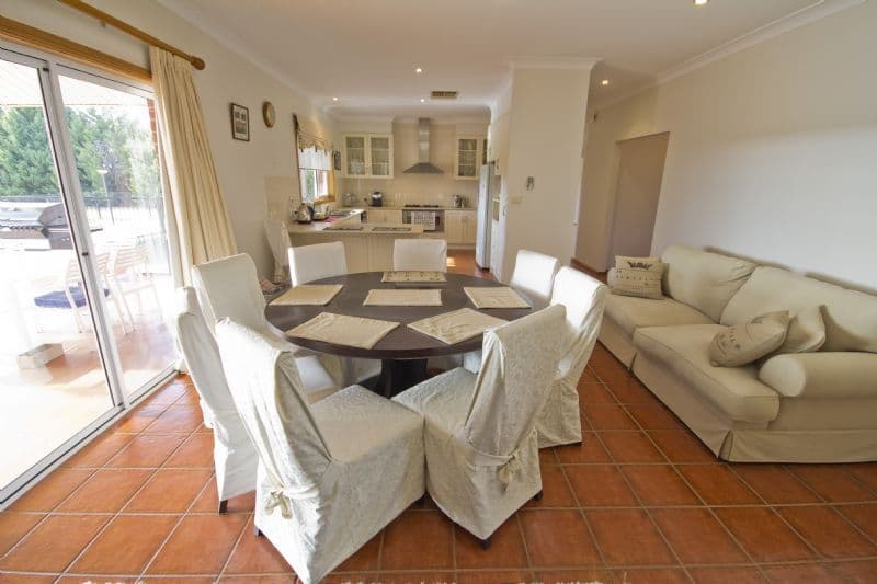 8 Ignatius Court, YOOGALI NSW 2680, Yoogali - Thumbnail 2