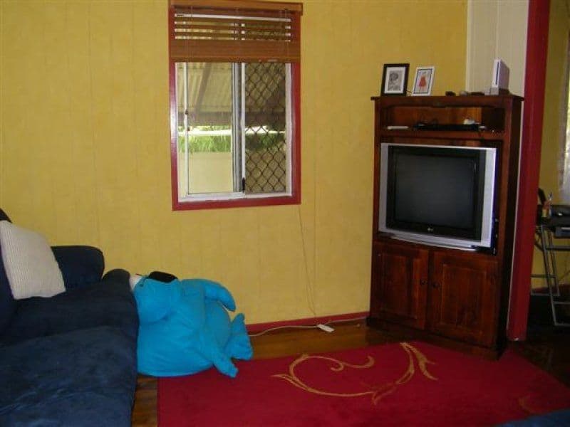 25 Mylne Street, WEST GLADSTONE QLD 4680, West Gladstone - Thumbnail 4
