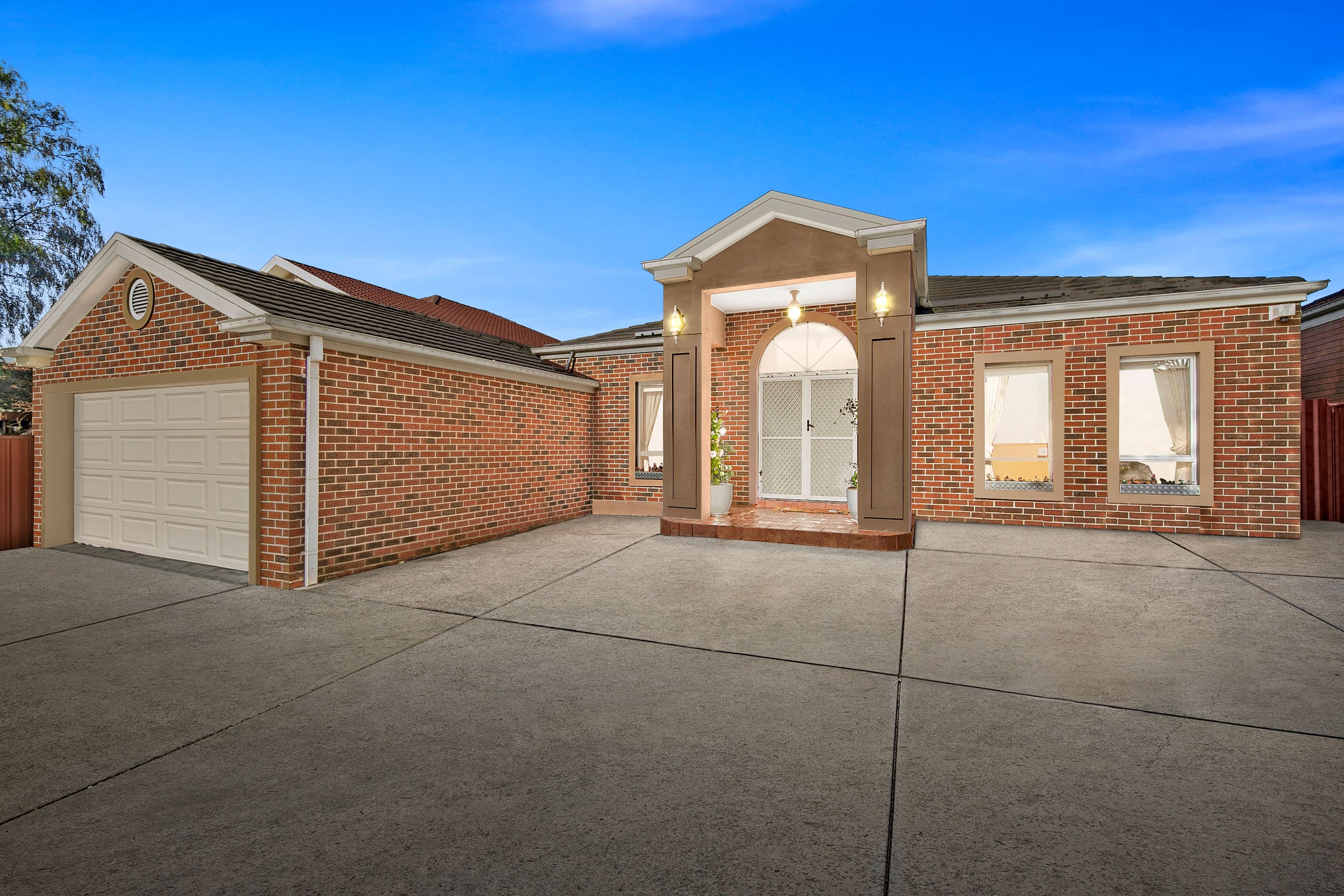 13 Cheviot Drive, Mill Park VIC 3082, Mill Park - Image 1