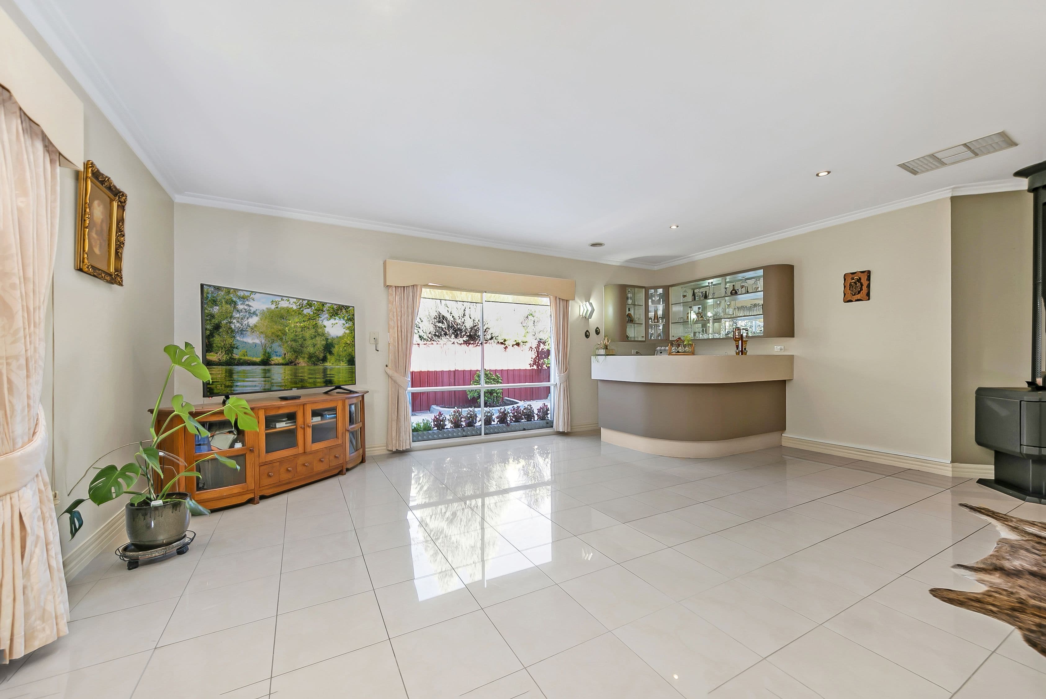 13 Cheviot Drive, Mill Park VIC 3082, Mill Park - Thumbnail 7
