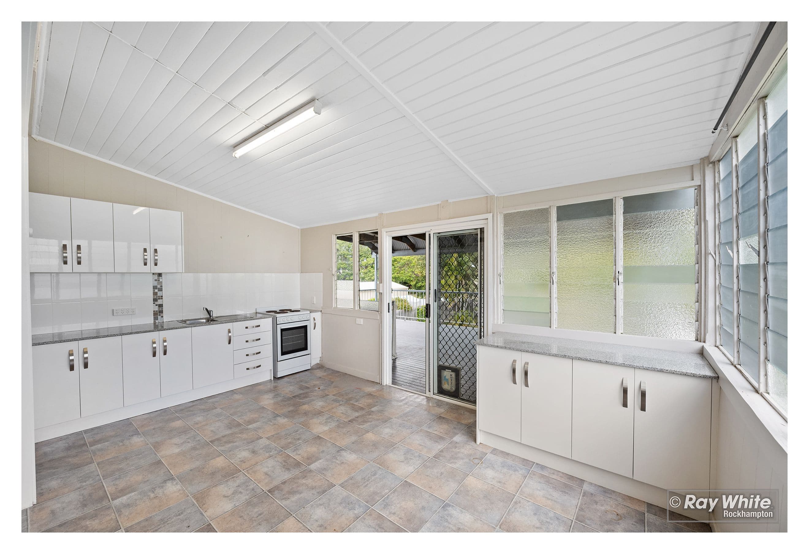 17 Hartley Street, Wandal QLD 4700, Wandal - Thumbnail 3