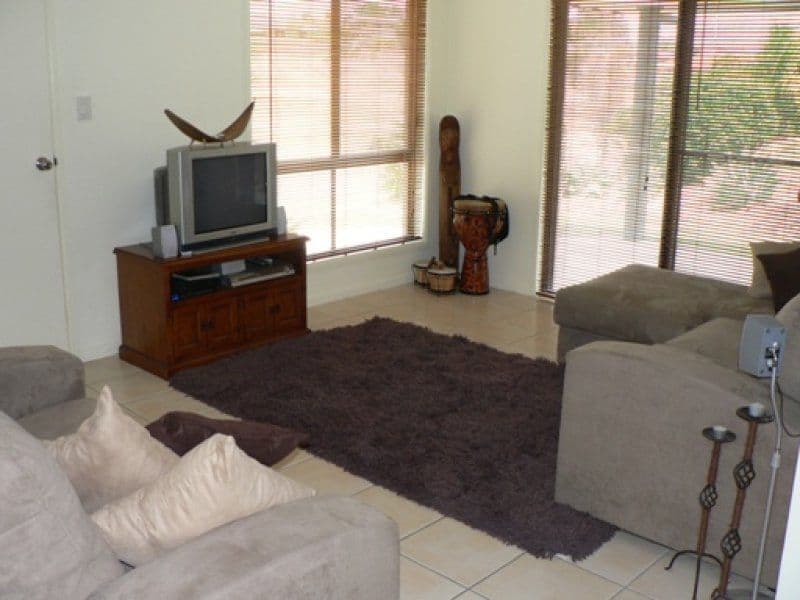 13 Pryde Street, TANNUM SANDS QLD 4680, Tannum Sands - Thumbnail 4