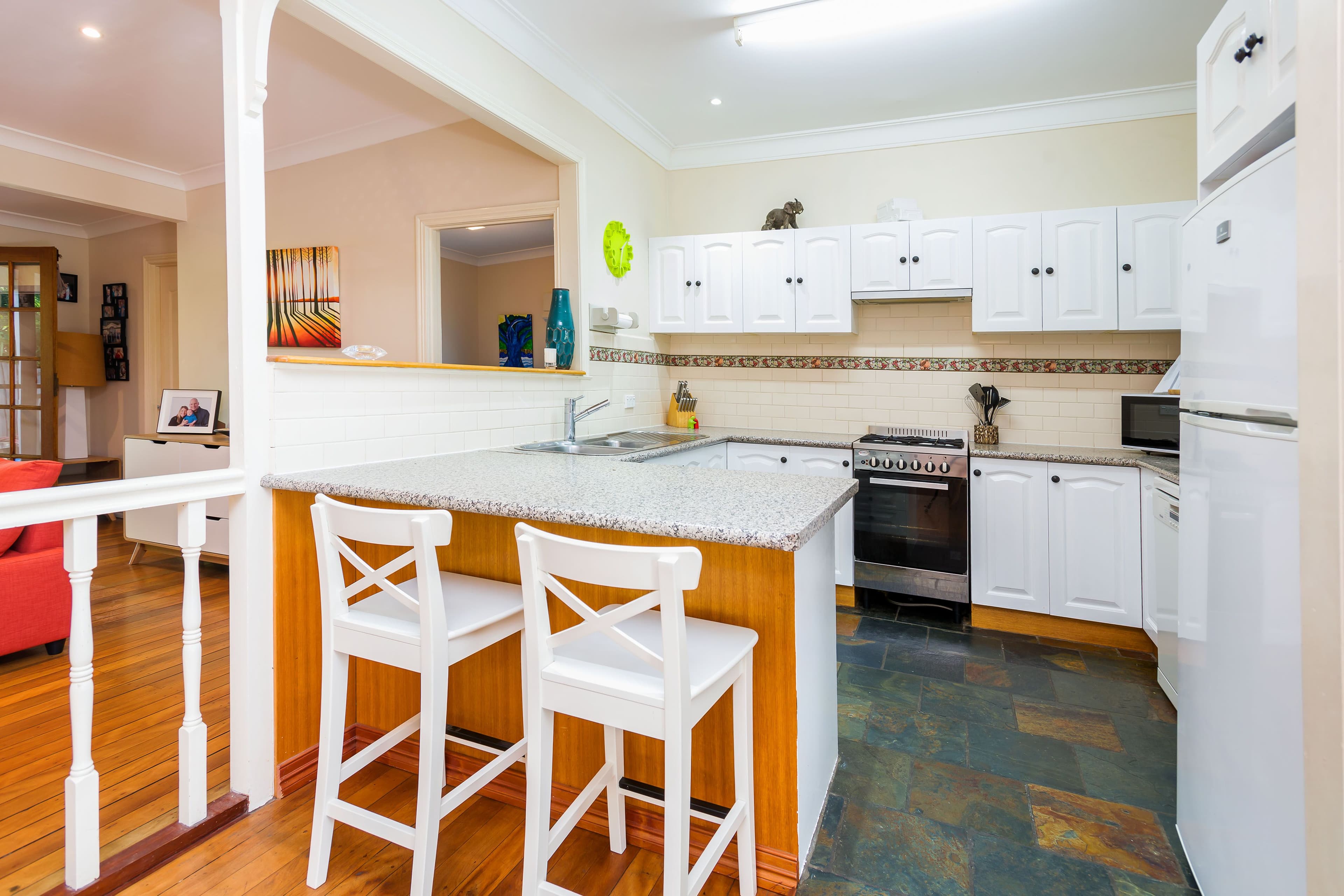 37 Invermore Street, Mount Gravatt East QLD 4122, Mount Gravatt East - Thumbnail 3