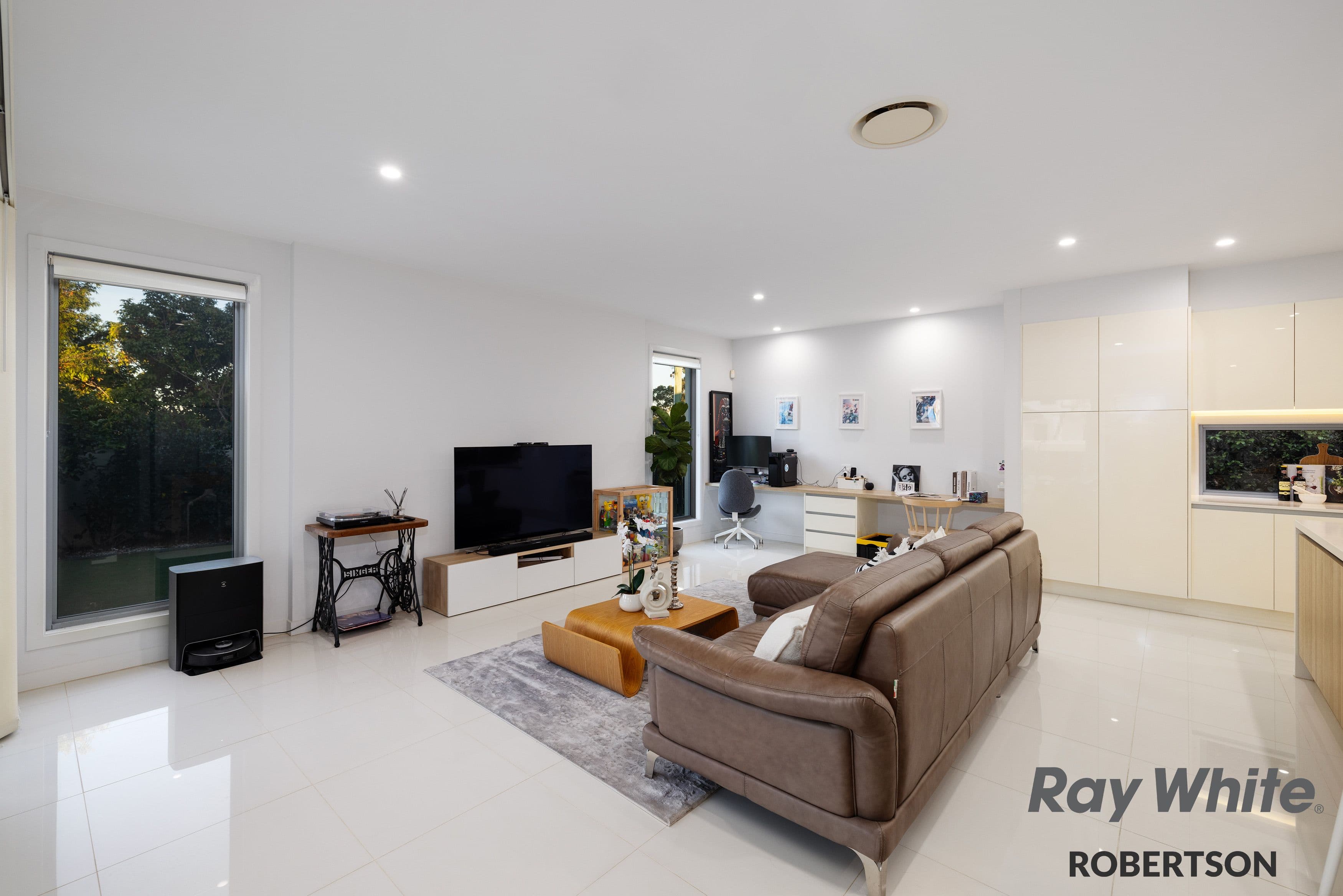 126 Parklands Circuit, Rochedale QLD 4123, Rochedale - Thumbnail 5