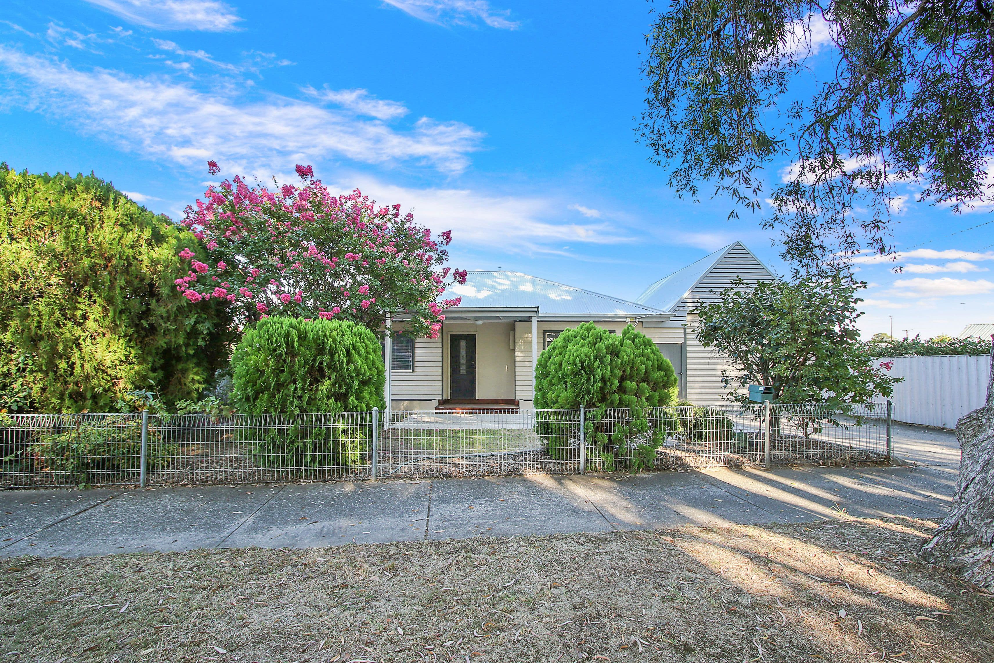 7 Saldaise Street, Wodonga VIC 3690, Wodonga - Thumbnail 2