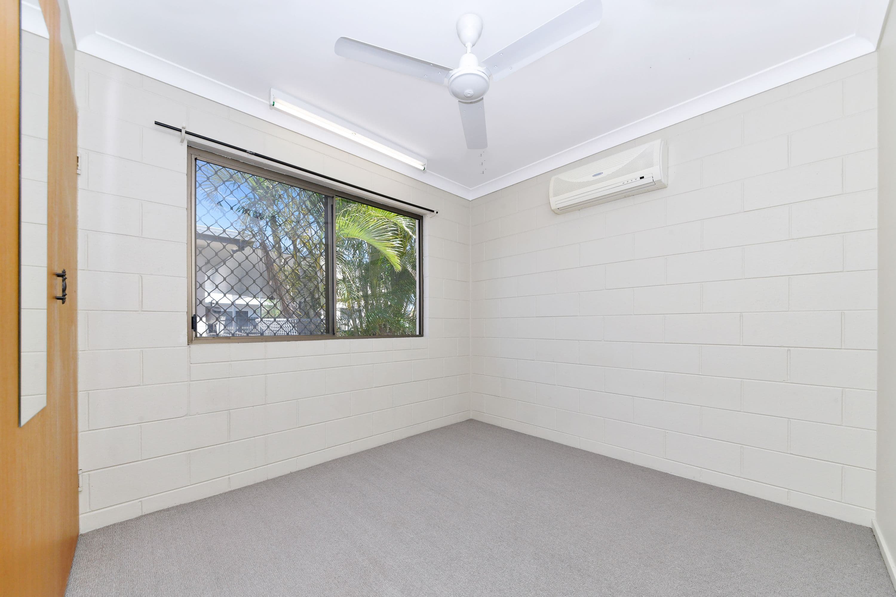 8 Violet Crescent, Rasmussen QLD 4815, Rasmussen - Thumbnail 5
