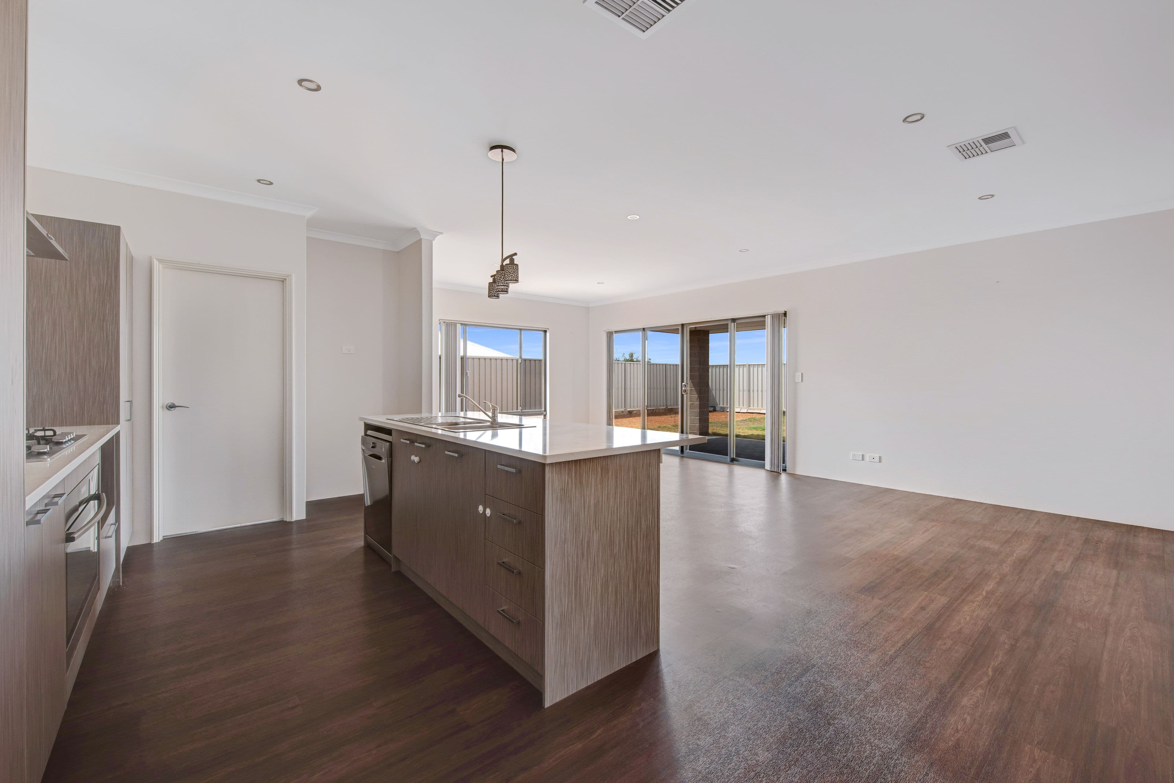 64 Ocean Queen Drive, Wandina WA 6530, Wandina - Thumbnail 5