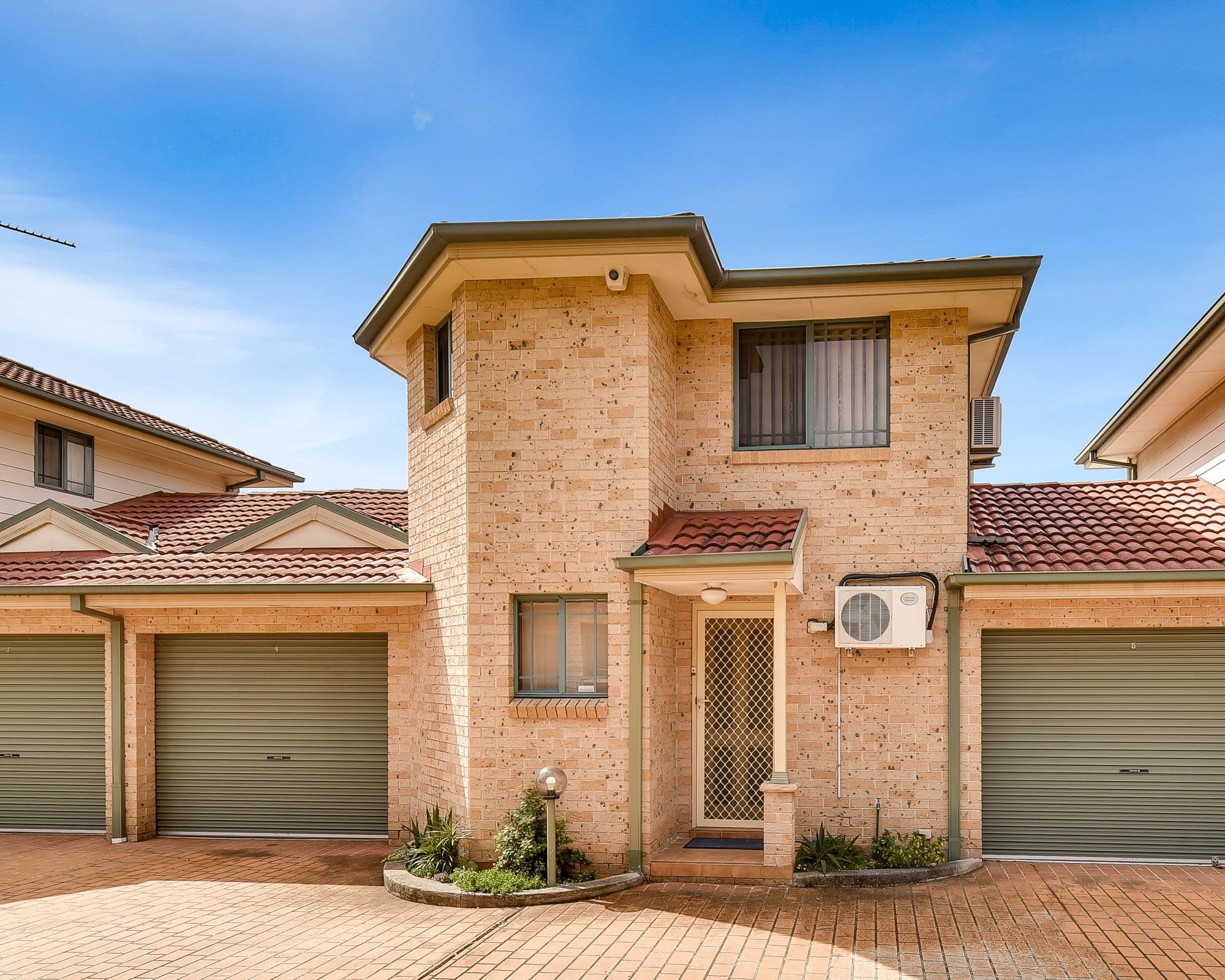 160 Meadows Road, Mount Pritchard - Image 1