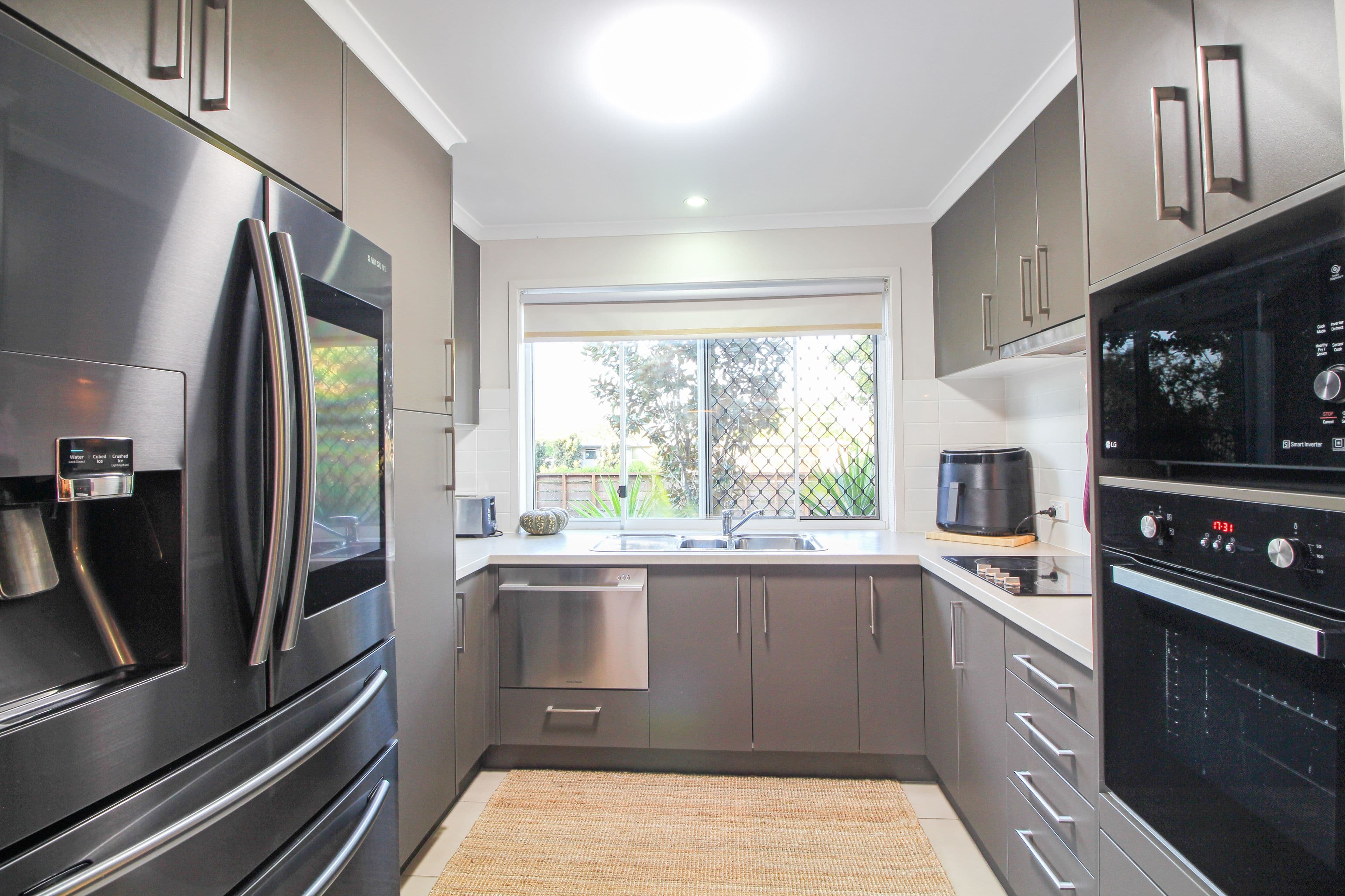 6 Denman Street, Leichhardt QLD 4305, Leichhardt - Thumbnail 7