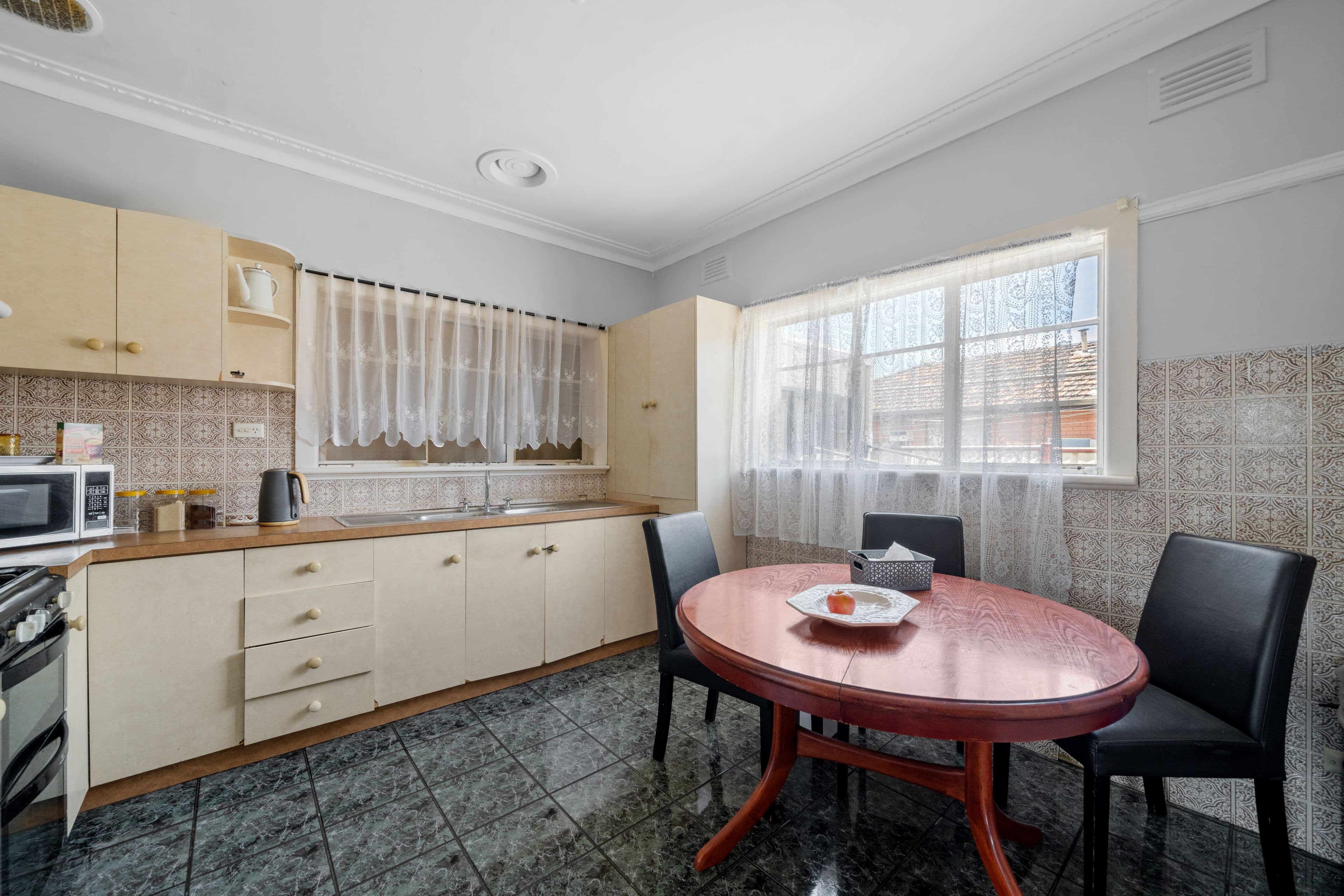 10 Tramoo Street, Lalor VIC 3075, Lalor - Thumbnail 5