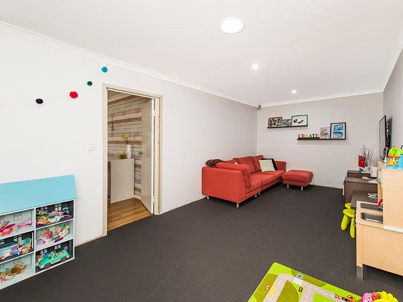14 Julia Street, Waikiki WA 6169, Waikiki - Thumbnail 6