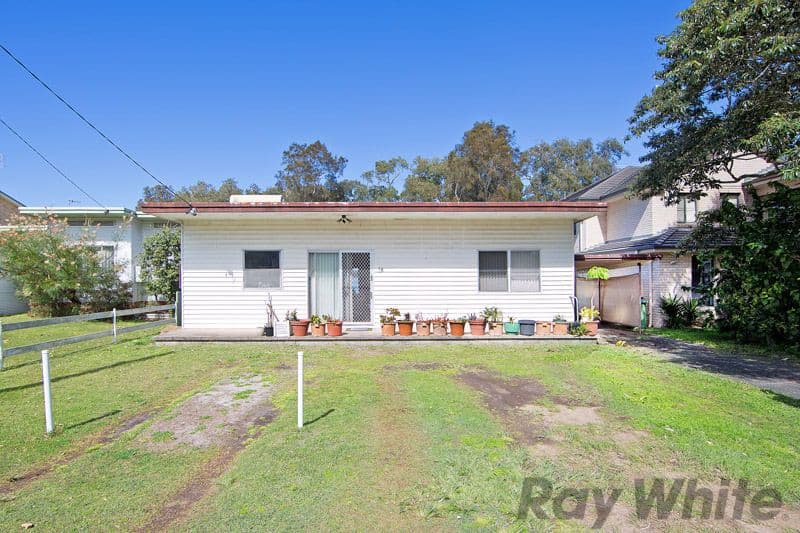 98 Diamond Head Drive, BUDGEWOI NSW 2262, Budgewoi - Thumbnail 2