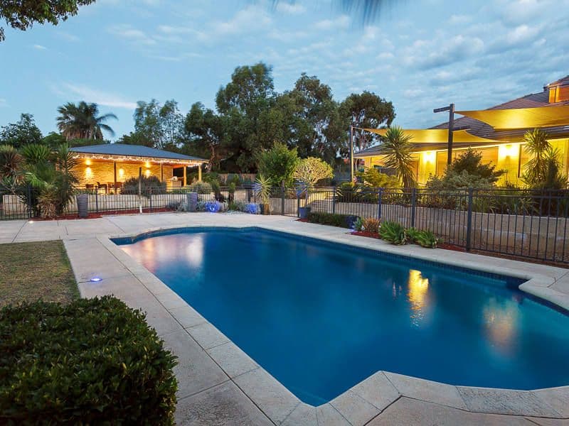 5 Trafalgar Court, LESMURDIE WA 6076, Lesmurdie - Thumbnail 2