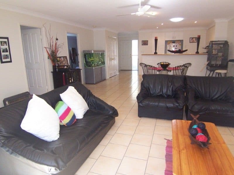 8 Aminya Street, MANSFIELD QLD 4122, Mansfield - Thumbnail 2