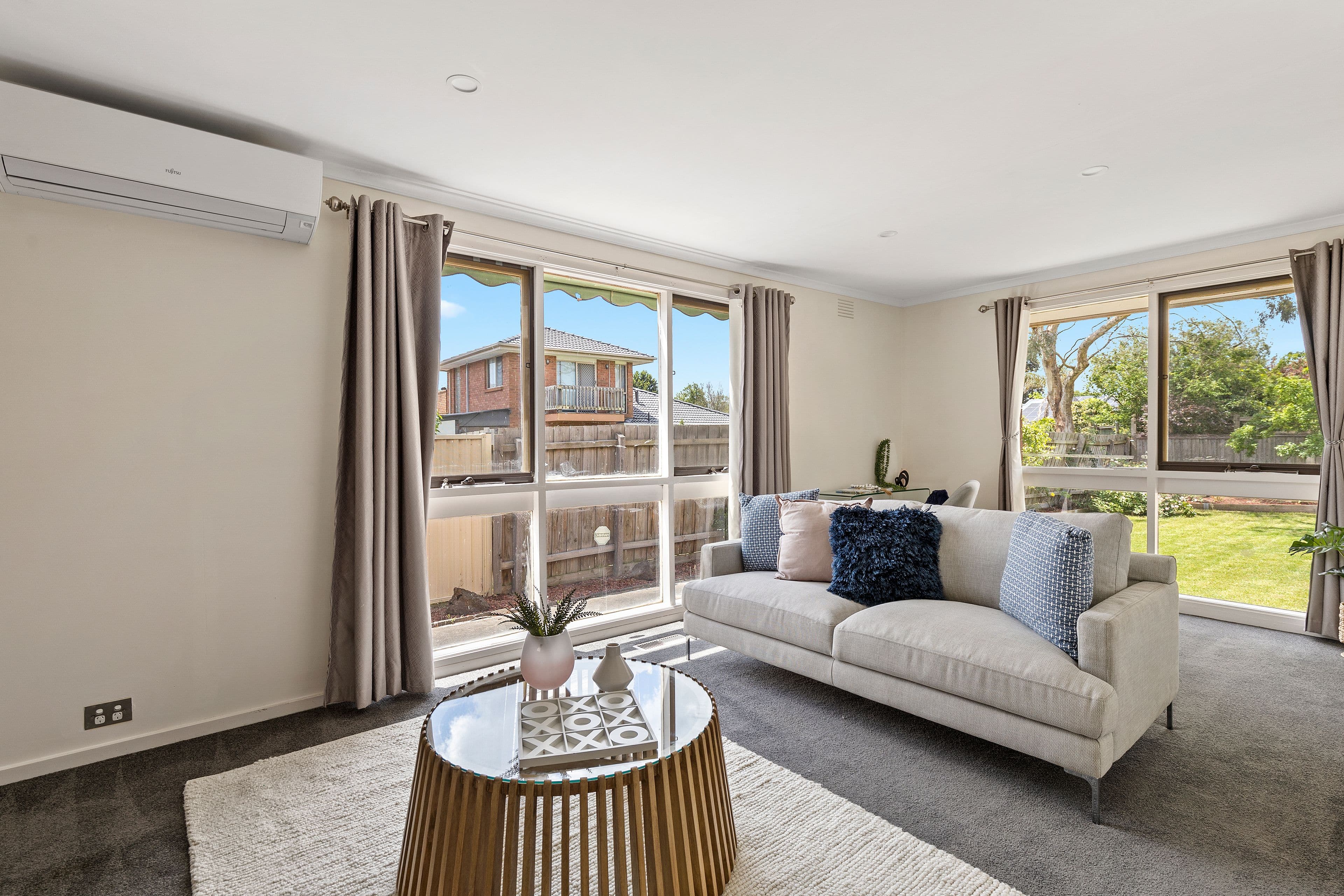 2 Barwon Court, Rowville VIC 3178, Rowville - Thumbnail 2
