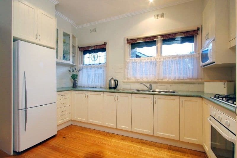 29 Devonshire Road, WATSONIA VIC 3087, Watsonia - Thumbnail 3