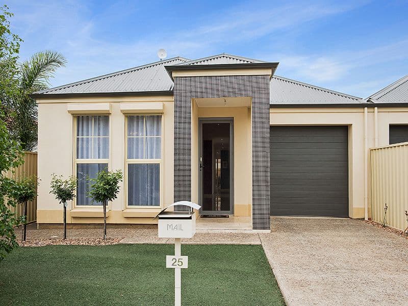 25 Broadford Crescent, Findon SA 5023, Findon - Image 1