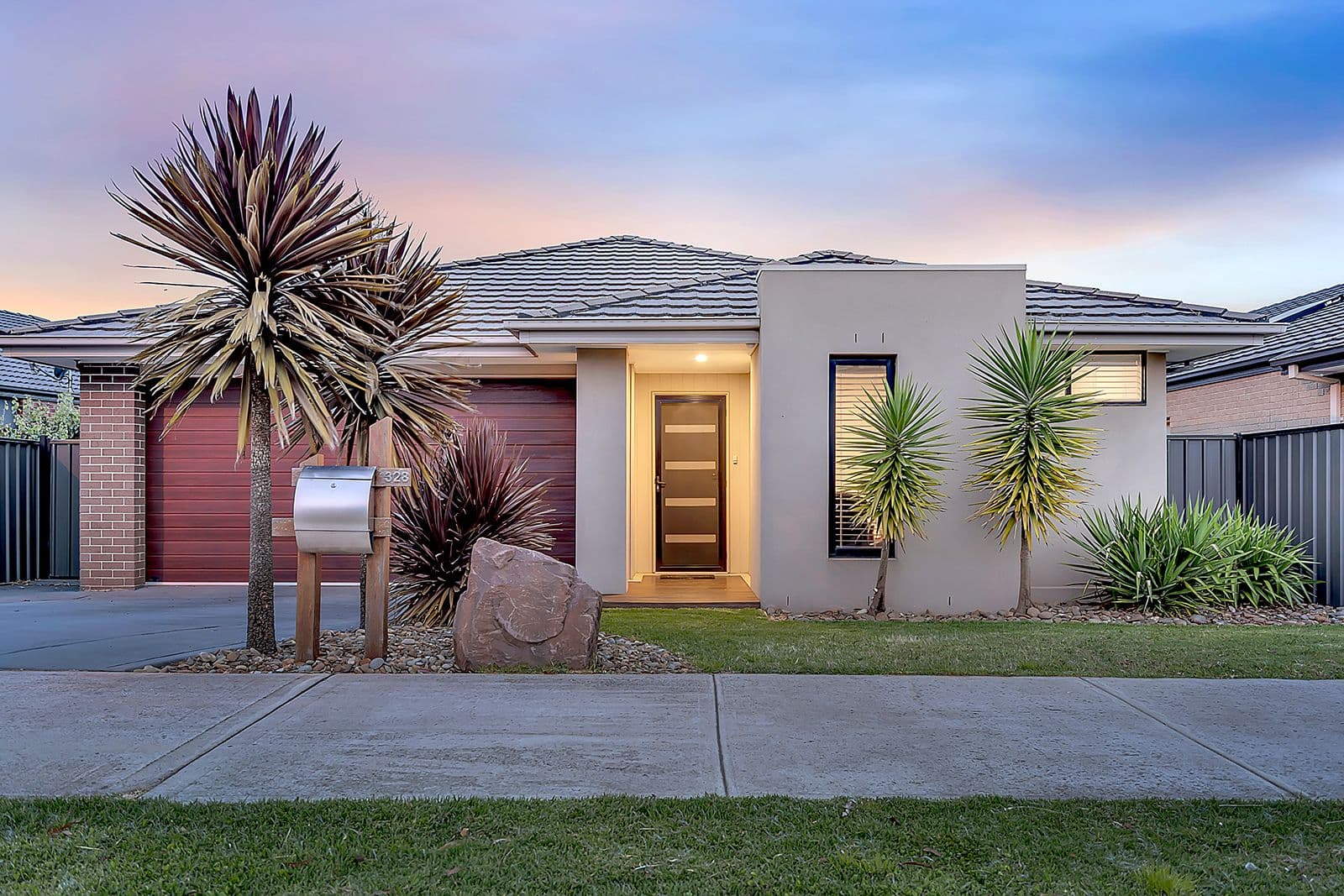 328 Waterview Boulevard, Craigieburn VIC 3064, Craigieburn - Image 1