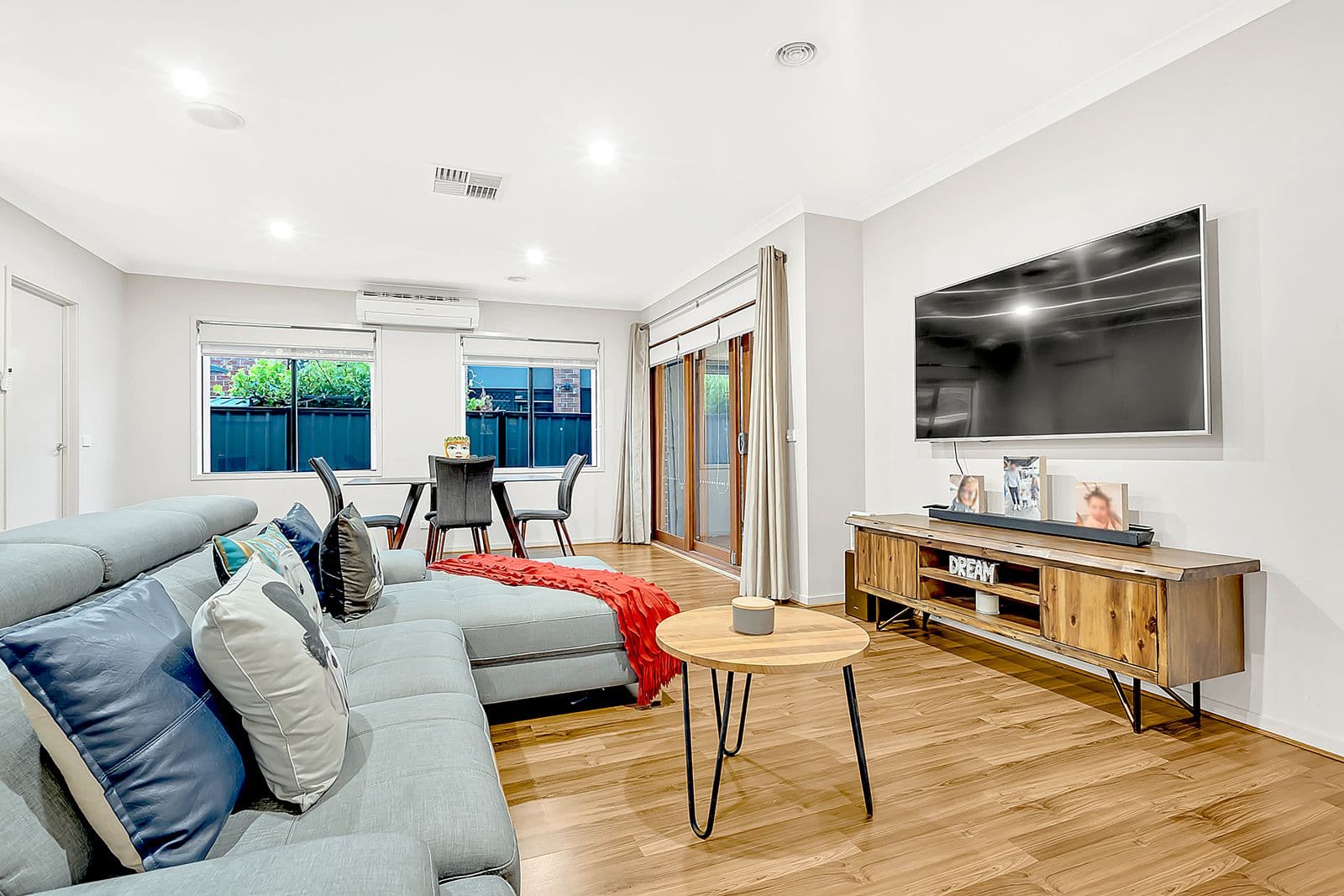 328 Waterview Boulevard, Craigieburn VIC 3064, Craigieburn - Thumbnail 4
