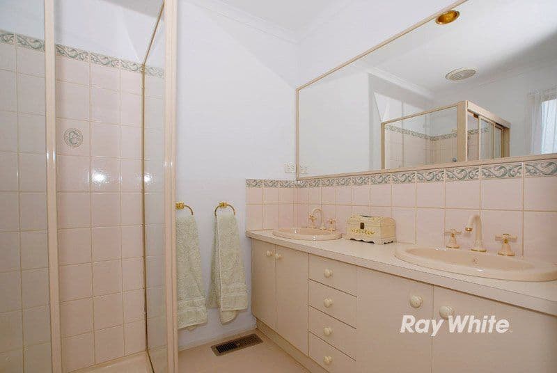 7 Circle Drive North, CRANBOURNE VIC 3977, Cranbourne - Thumbnail 7