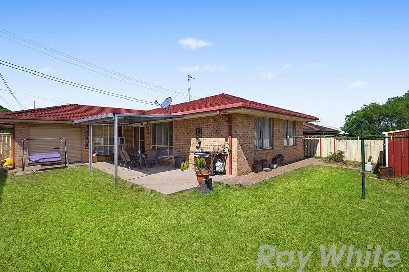 6 Loongana Crescent, Blue Haven - Thumbnail 3
