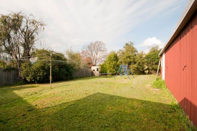 19 Adele Avenue, FERNTREE GULLY VIC 3156, Ferntree Gully - Thumbnail 4