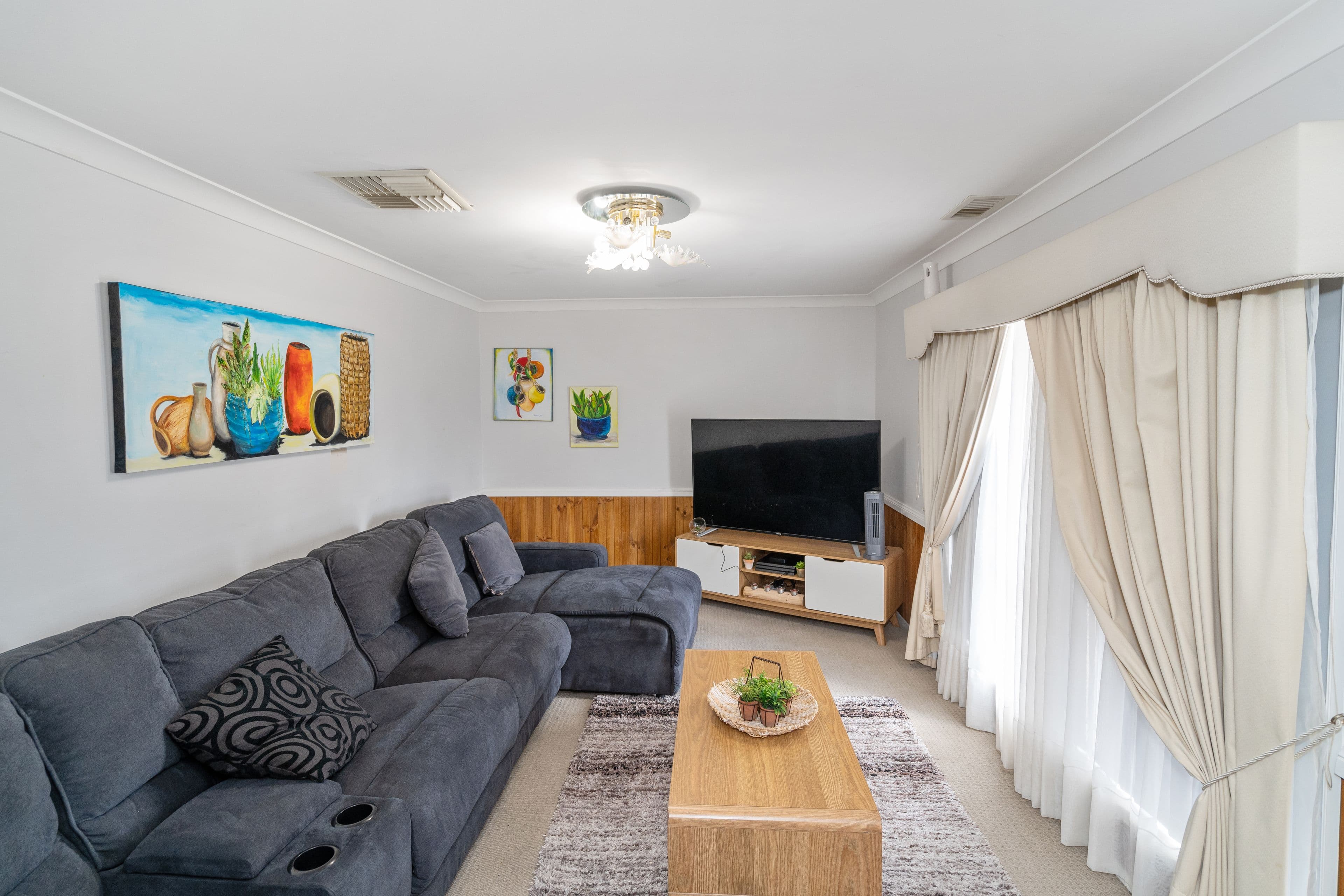 20 Kaldari Crescent, Glenfield Park NSW 2650, Glenfield Park - Thumbnail 2