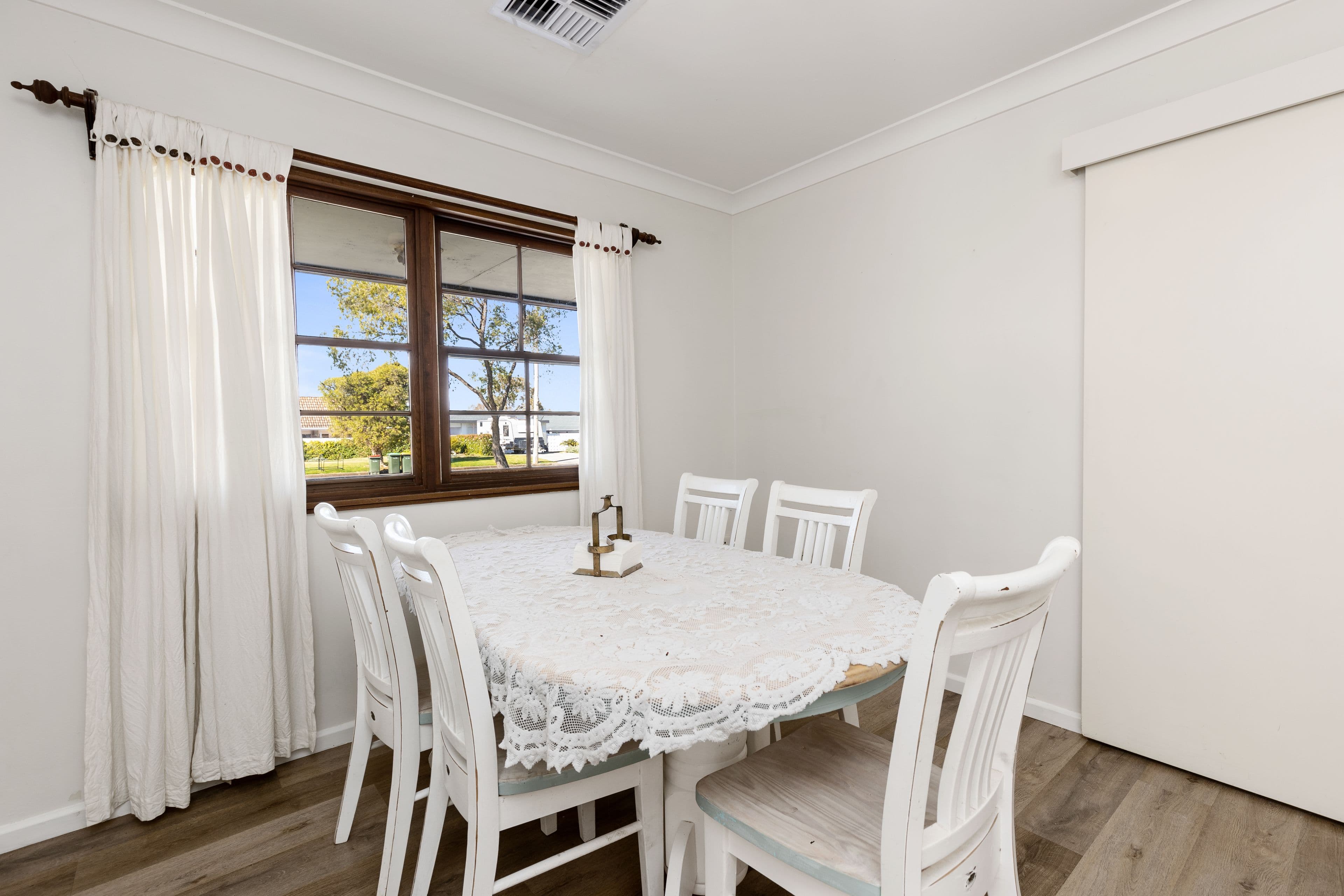 20 Dalkeith Avenue, Lake Albert NSW 2650, Lake Albert - Thumbnail 5