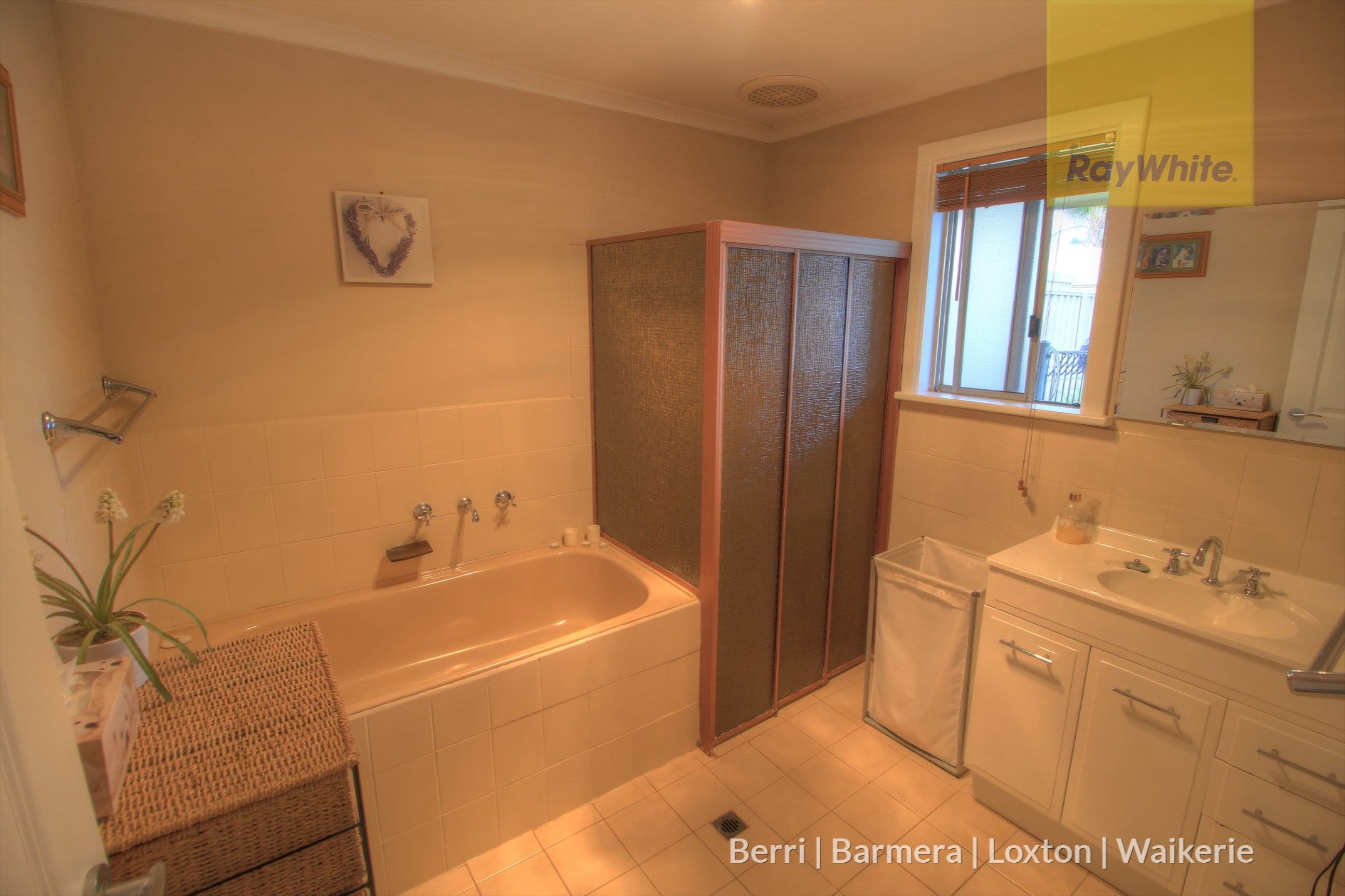 3 Eringa Avenue, Loxton SA 5333, Loxton - Thumbnail 6