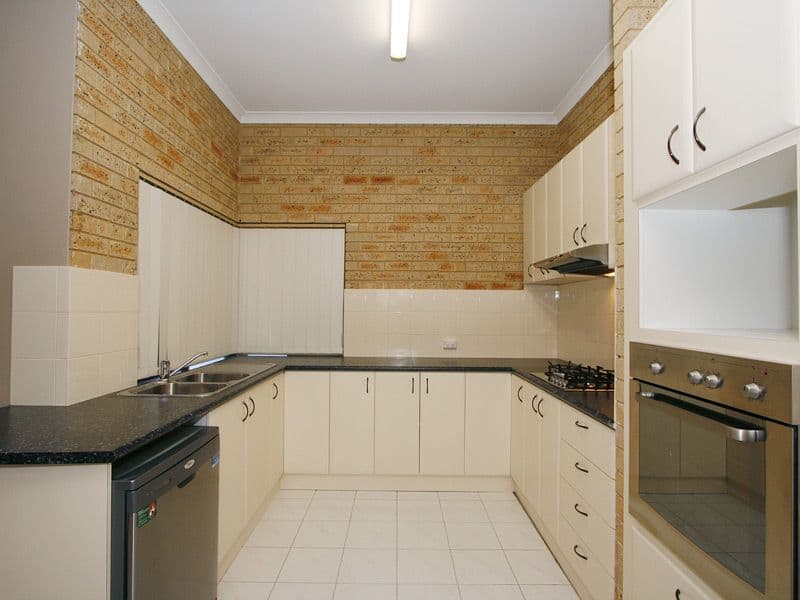 12 Lorikeet Heights, BALLAJURA WA 6066, Ballajura - Thumbnail 5