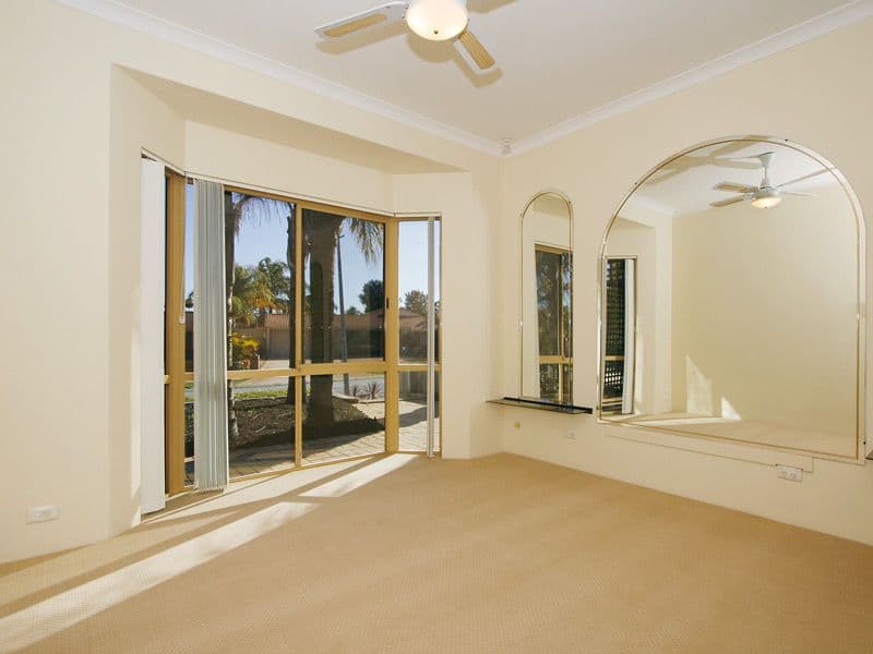 12 Lorikeet Heights, BALLAJURA WA 6066, Ballajura - Thumbnail 6