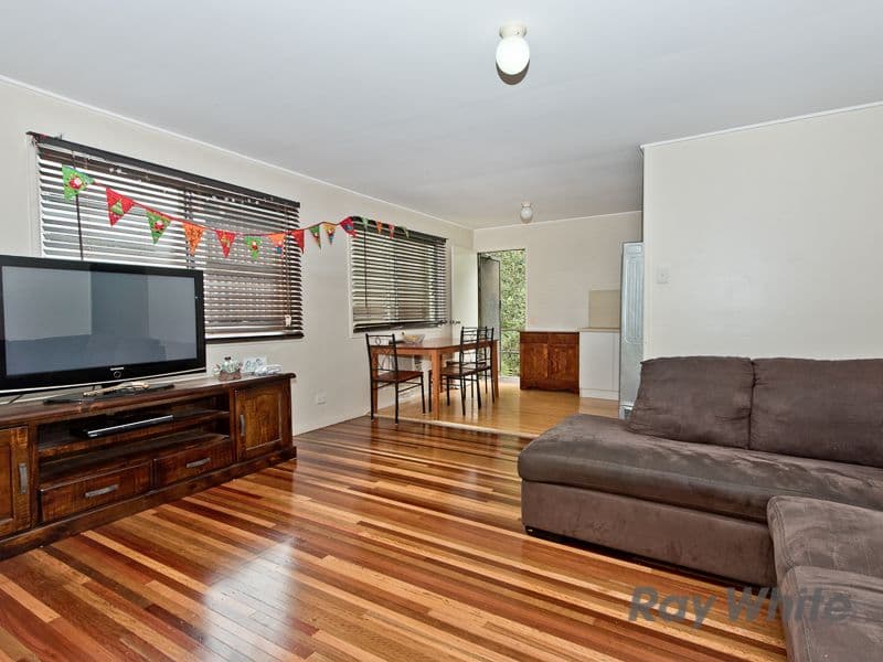 24 Joyceland Street, Brighton QLD 4017, Brighton - Thumbnail 3